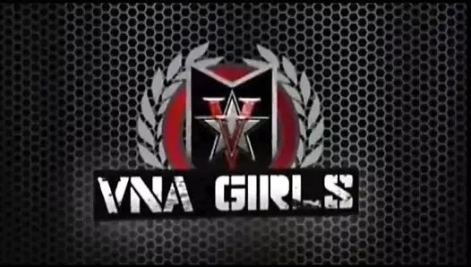 Busty puma maxine x onun amını beş seks oyuncağıyla sikiyor!