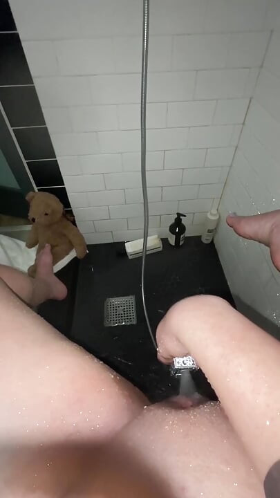 CRYING MOANING REAL ORGASM OF BEST AMATEUR- SAUDI ARABIAN SNOWWHITE- MASTURBATE IN SHOWER- WATER STIMULATION- LOS ANGELES- USA