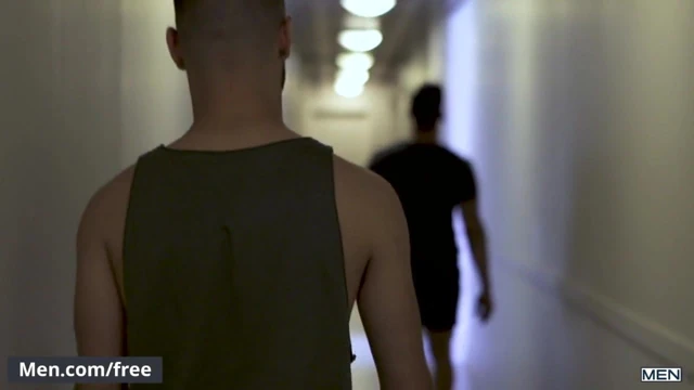 Men.com - alexy tyler ve dean stuart - yan kapıdaki çocuklar
