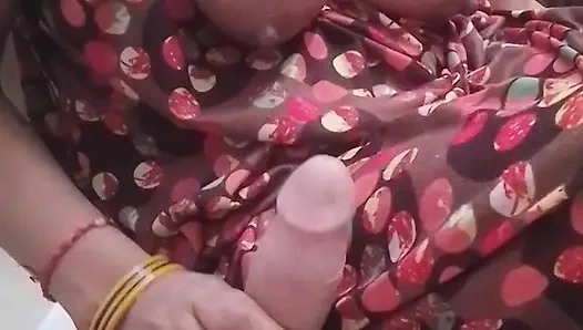 Apni bhabhi se hand İş karaya ya da seks kiya