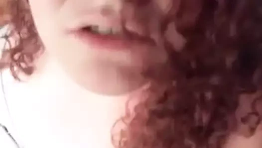 dizlerinin üzerinde ve sağladım