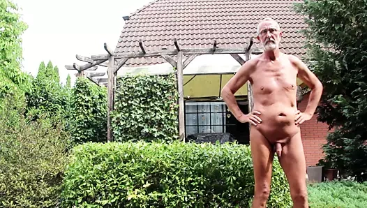 Nackedeis çıplak yürüyüş 005