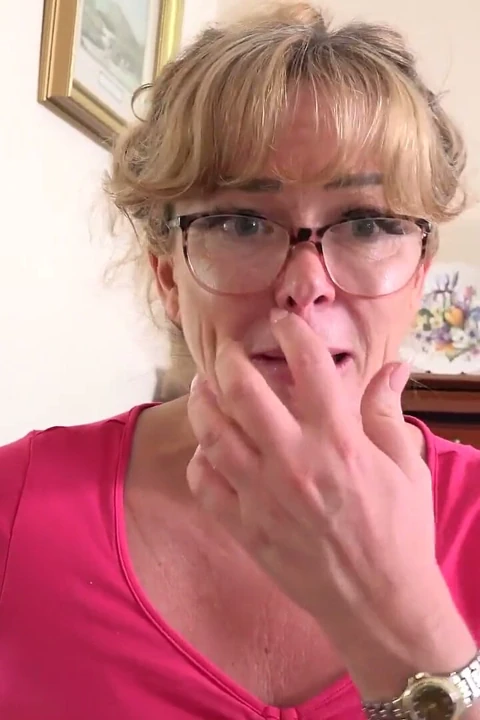 Auntjudysxxx - yeni seks terapistin Kitty Dickens yarağını emiyor