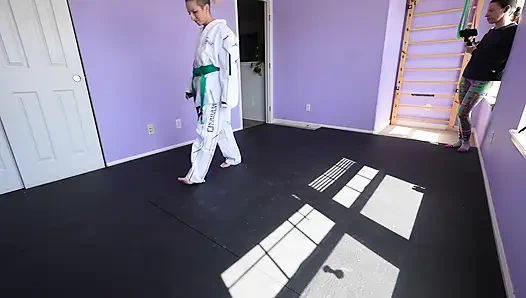 Bts lora cross v andy savage seks güreşi