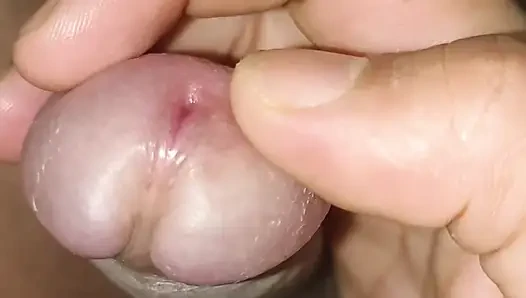 Büyük amcık deliği evli kadın kocası tarafından ilk kez sikiliyor.