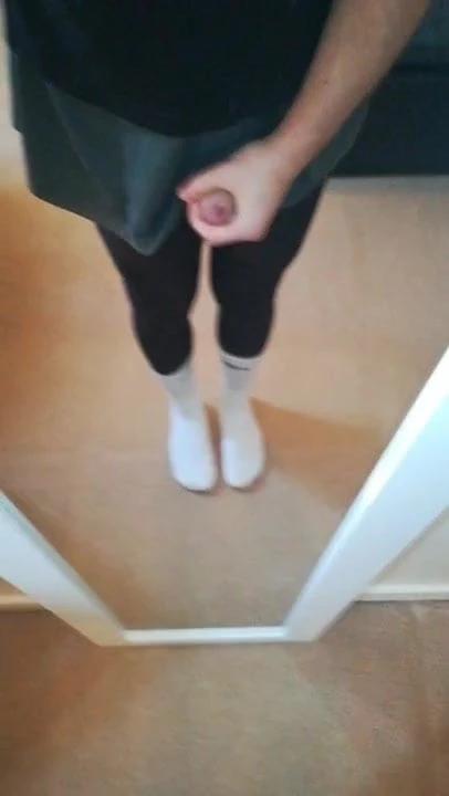 Azgın okul femboi orgazm clitty süt - bölüm 3
