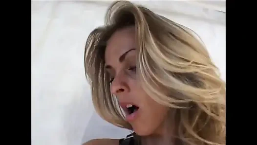 Sınırsız - deneyimsiz ve azgın - işte böyle seviyoruz