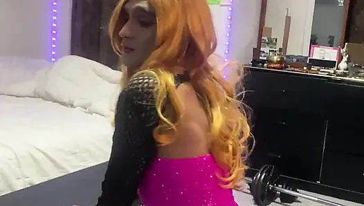 BARBIE BEBEK TRAVESTI SARıŞıN TARAFıNDAN ATEŞLI HINTLI KADıN