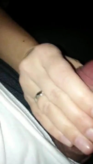 bir barda onun horoz dokunmadan