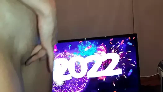 Ağacı süsleyen komşuya mastürbasyon yapıyoruz