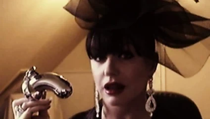 Domme demands chastity