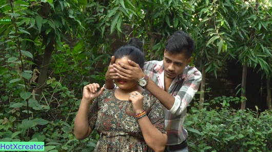 Hintli aldatan evli kadın net sesli romantik seks yapıyor