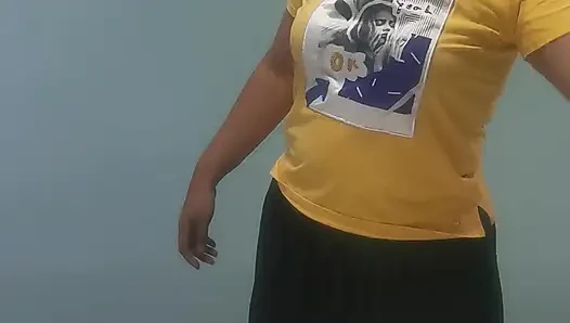 Indonesian housewife secretly met her husband before he returned home.