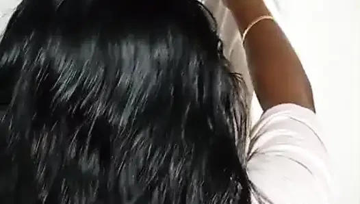 Hintli kerela banyo ve seks oyuncağı