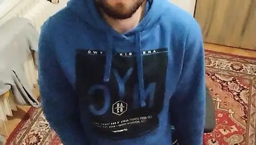 Mastürbasyon yapıyorum ve yaşlı minibüs ayakkabısında boşalıyorum