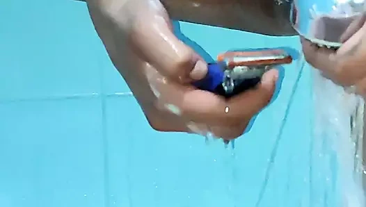 Fetiş – amımı senin için traş ediyorum