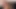 Yalnız Kolombiyalı orta yaşlı seksi kadının anal mastürbasyonu