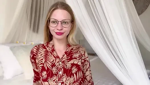 Acımasız kadın egemenliği tanrıçası seni yerine koyuyor