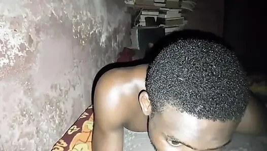 Afrikalı zenci adam nasıl boşalıyor izle