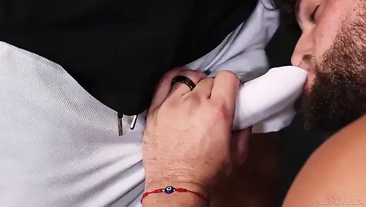 Menover30 soyunma odası yükleri