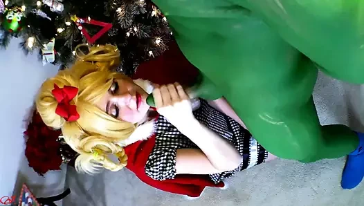 How The Grinch Stole XXXmas : A Sneak Peek