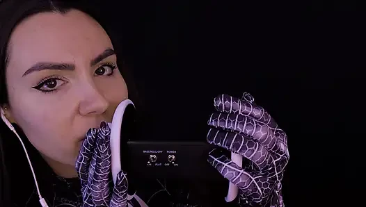 Asmr kulak yalayan örümcek kız cosplay