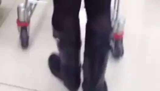 Asyalı orta yaşlı seksi kadınlar