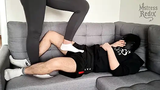 ezme seansı çorapları #1: tekmeleme, tokat atma ve sulama