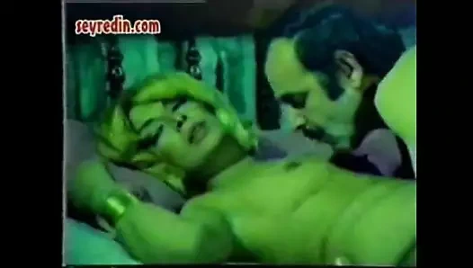 Arzu tamam zerrin egeliler sikisken oruspular kazim kartal