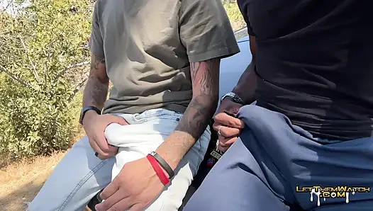 2 Büyük Yarak Takım Kaslı Götünü Sikiyor Sert Boşalma Halka açık Irklararası