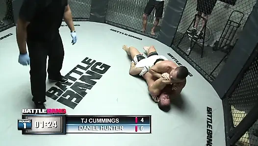 Randy Girl Hole'un harap olmuş amcığı dölle dolu güzel görünüyor