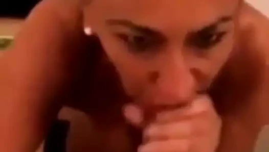 English milf alır bir lokma ve kırlangıçlar o tüm