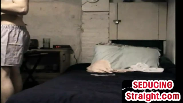 Düz twink emdi kapalı ve çekiştirdi tarafından dilf için jizz