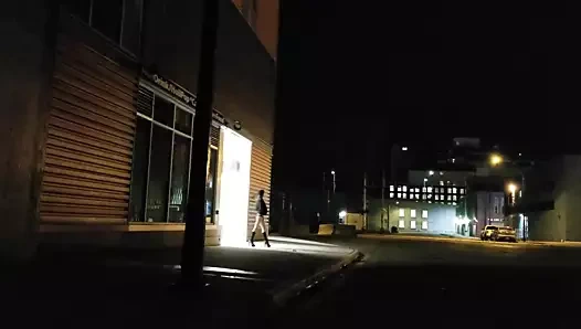 korkak üzerinde the track