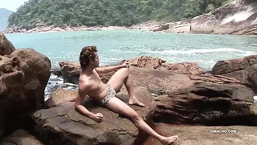 Latin kadınlar Tomy ve Kenzo prezervatifsiz