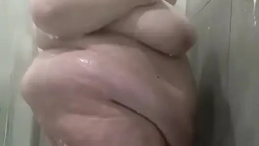 Ivy'nin o duşa ihtiyacı var