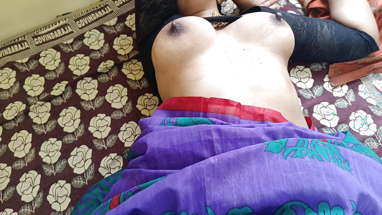 Blue saree housewife jerry red cute lips