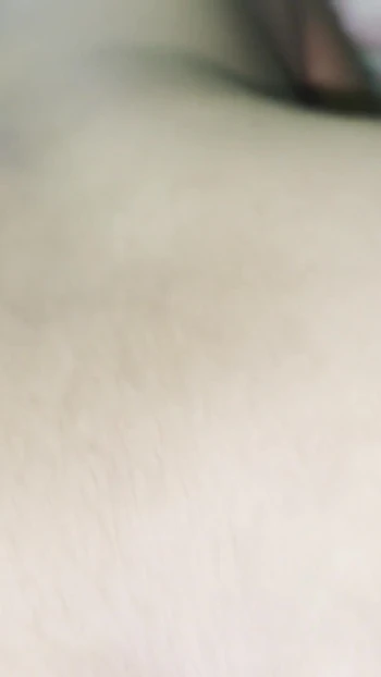 Обязательный для просмотра момент от "траха дези деревни Boudi к ее девке в бикини"