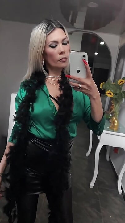 Mistressandre videosu