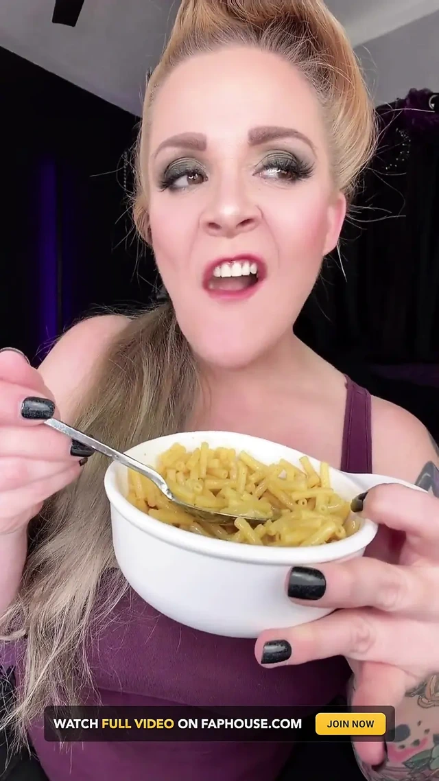 Gece geç saatlerde foodie fetiş cuma