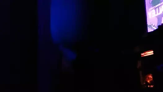 Siyah ışık dansı