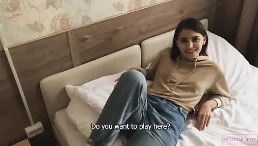 Otele yeni baktık ve hemen sikişmek istedi