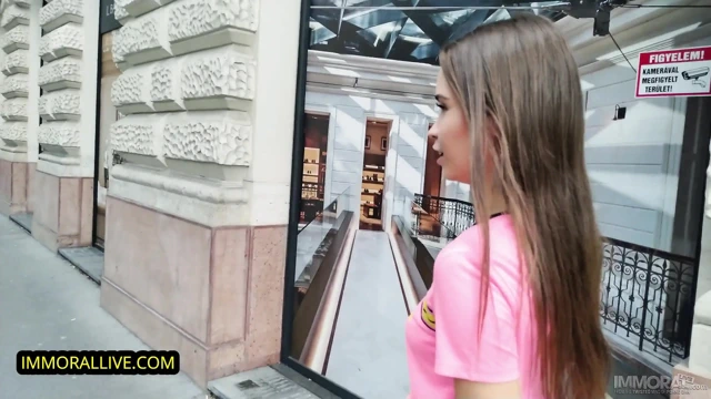 Jenny'nin dönme domaltarak binişi üvey erkek kardeşi ve en iyi arkadaşı - üvey kız sapık etiket takımı fantezisi gerçek oluyor!