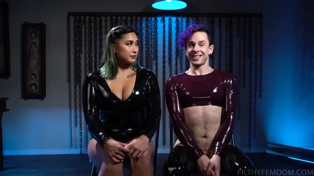 Bad Kitty ve tatlı bayan fahişe Mia Little, Corbin Dallas