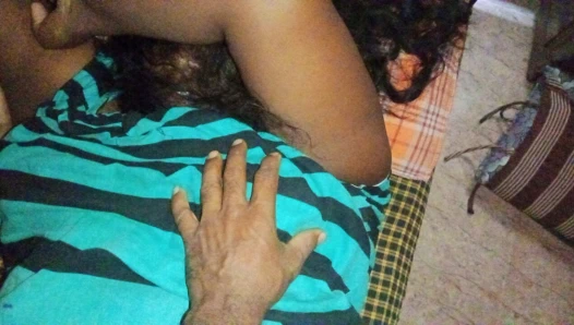 Tamil güzel üvey abla yatak odasında gizli seksi görüntüler bölüm 2