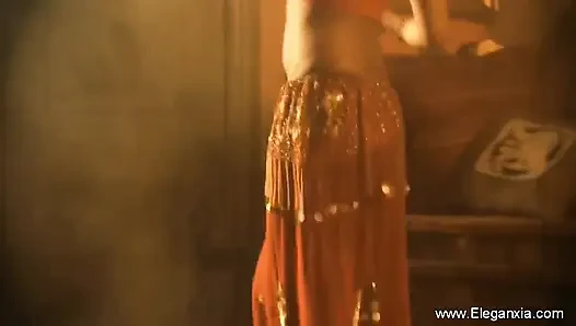 Gizemli Hintli kadın