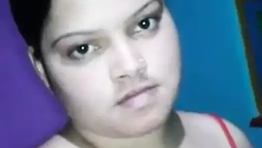 desi kaltak gösterilen göğüsler