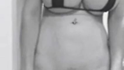 Milf ile dev memeler gösterileri ona pisi içinde şerit kızdırmak