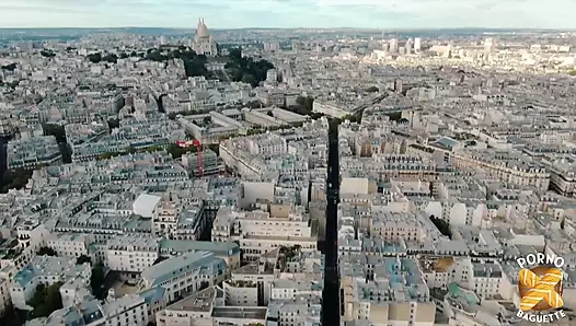 Muhteşem kızıl saçlı luna, iki yemek istiyor