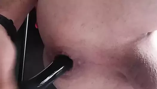 1 small dildo
